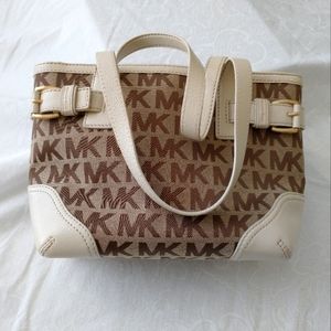 Michael Kors Signature Logo Shoulder Bag